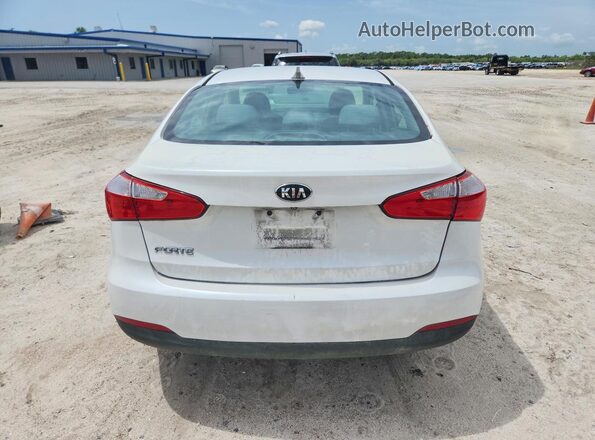 KNAFX4A65G5501038 2016 KIA FORTE White Հետևի տեսք