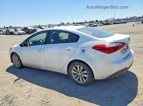 KNAFX4A67G5444356 2016 KIA FORTE White Trasero derecho