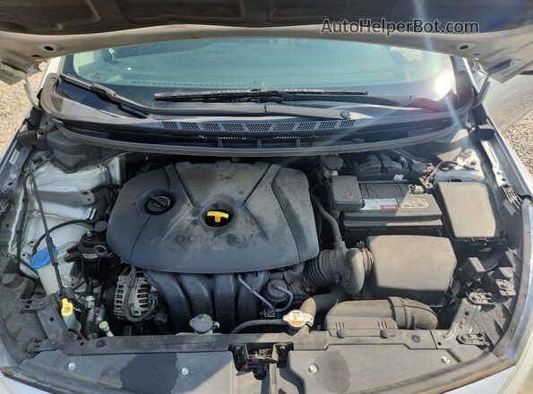 KNAFX4A67G5502336 2016 KIA FORTE Silver უკანა სალონის ხედი