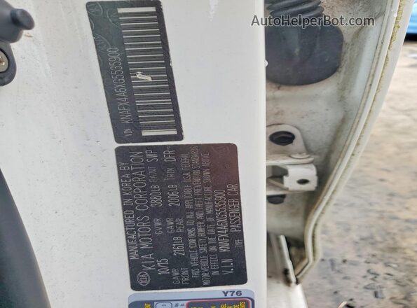 KNAFX4A6XG5535900 2016 KIA FORTE White Vista del compartimento del motor
