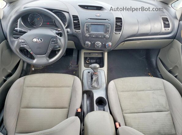 KNAFX4A6XG5535900 2016 KIA FORTE White Vista del salpicadero