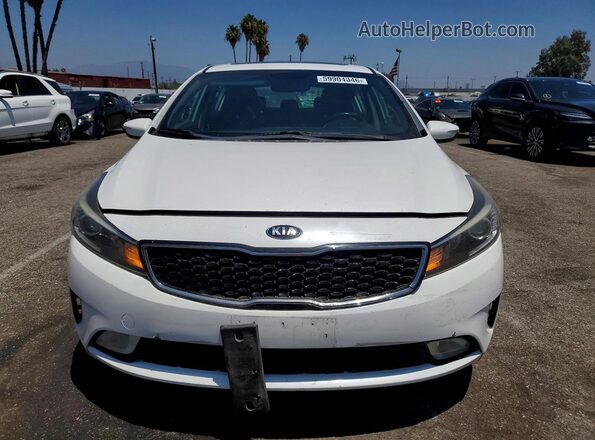 KNAFX5A85H5668640 2017 KIA FORTE White Widok z przodu