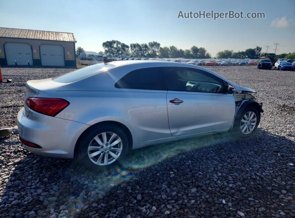 KNAFX6A85G5588355 2016 KIA FORTE Серебряный Задняя правая четверть
