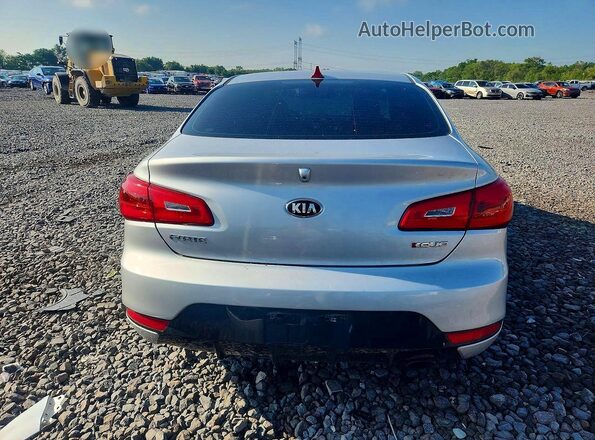 KNAFX6A85G5588355 2016 KIA FORTE Серебряный Вид сзади