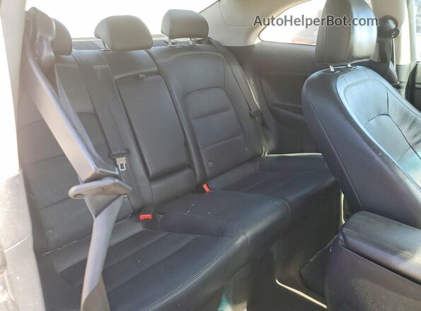 KNAFX6A87G5659037 2016 KIA FORTE White Հետևի նստատեղերի տեսք