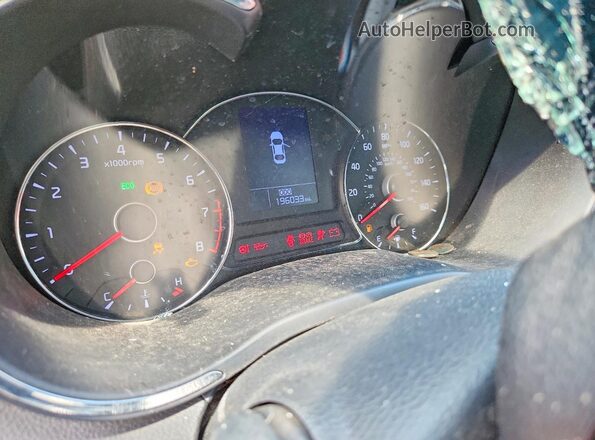 KNAFZ4A85G5519129 2016 KIA FORTE Black Vista del cuadro de instrumentos