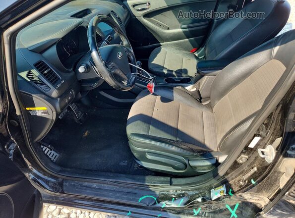 KNAFZ5A39G5636495 2016 KIA FORTE Black Вид салону спереду