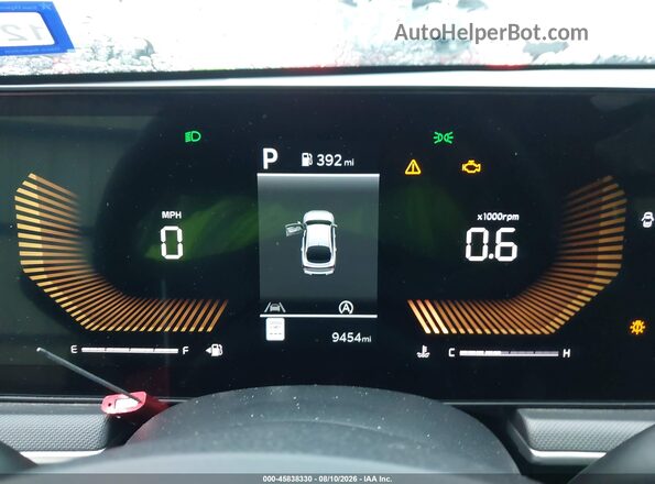 KNAG24J71T5454872 2026 KIA K5 Gray Vista de los asientos traseros