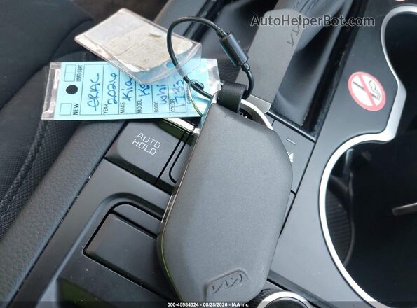 KNAG24J73T5480437 2026 KIA K5 White Widok deski rozdzielczej