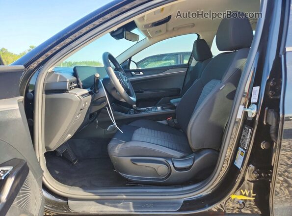 KNAG24J7XT5405136 2026 KIA K5 Black Widok komory silnika