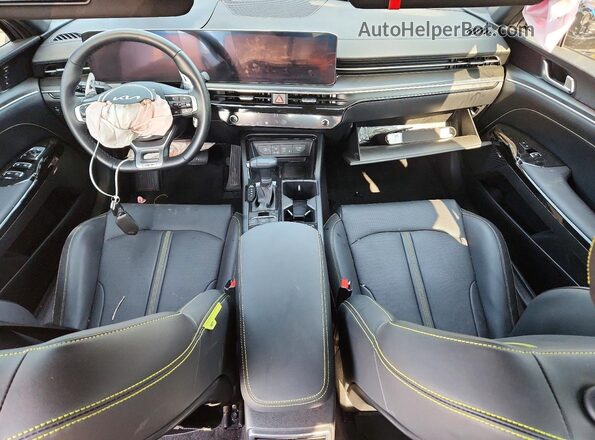 KNAG44J81S5290735 2025 KIA K5 Silver წინა პანელის ხედი