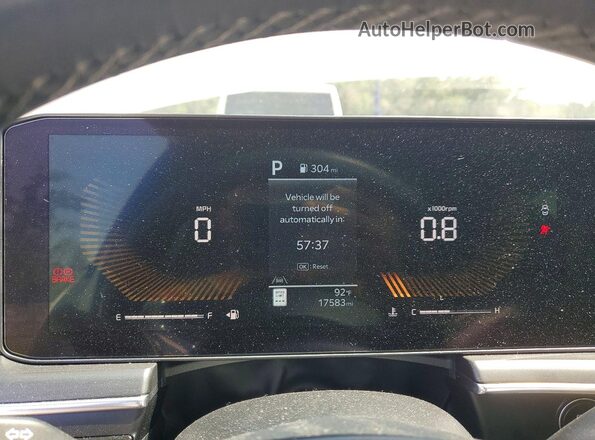 KNAG44J8XS5334666 2025 KIA K5 White ხელსაწყოთა პანელის ხედი
