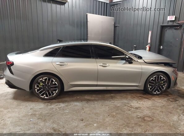 KNAG44J8XS5338684 2025 KIA K5 Silver უკანა სალონის ხედი