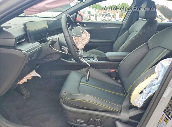 KNAG44J8XS5373337 2025 KIA K5 Gray Вид салону спереду
