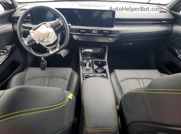 KNAG44J8XS5373337 2025 KIA K5 Gray Вид панелі приладів