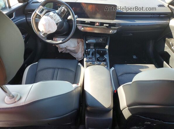 KNAG64J70S5286015 2025 KIA K5 Black Вид панелі приладів