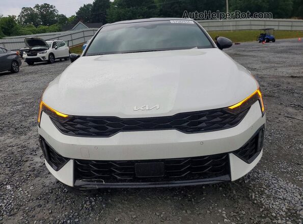 KNAG64J70T5429949 2026 KIA K5 White წინა ხედი