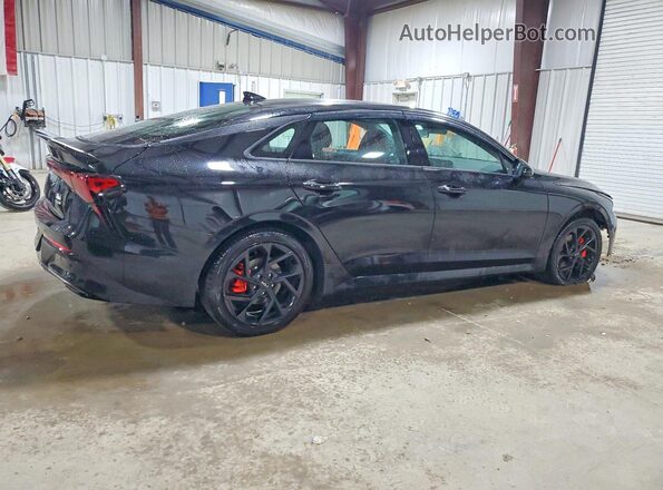 KNAG64J73T5451685 2026 KIA K5 Black Tył prawy