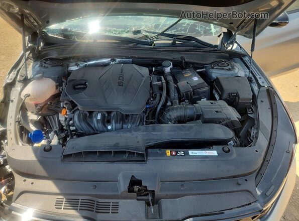 KNAG64J74S5295588 2025 KIA K5 Gray Vista interior trasera