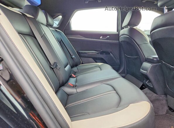 KNAG64J77S5288666 2025 KIA K5 Black 