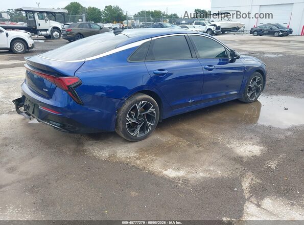 KNAG64J78S5286599 2025 KIA K5 Blue Tył prawy