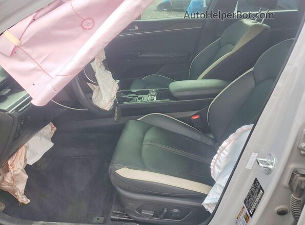 KNAG64J79S5283548 2025 KIA K5 Gray Սալոնի դիմացի տեսք