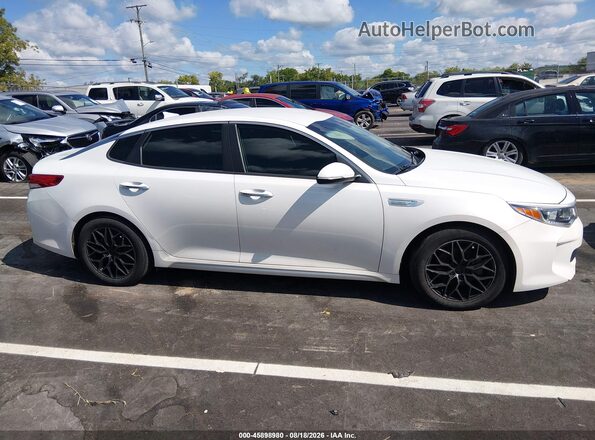 KNAGU4LE1H5014017 2017 KIA OPTIMA HYBRID Белый Вид задней части салона