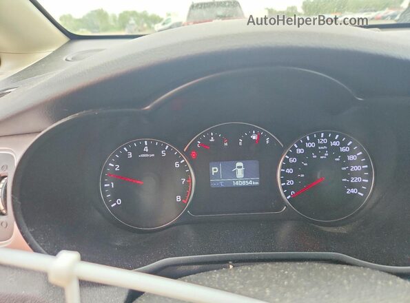 KNAHT8A39G7126003 2016 KIA RONDO Gray Instrument cluster view