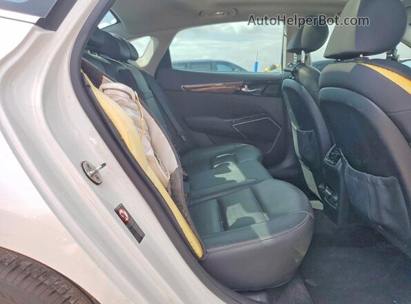KNALC4J19H5045940 2017 KIA CADENZA White Հետևի նստատեղերի տեսք