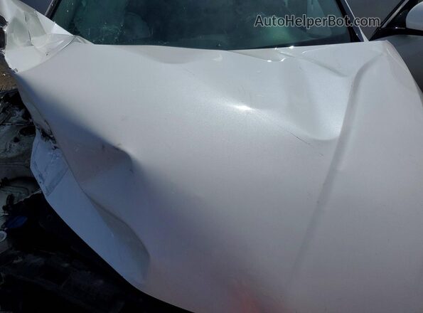 KNALC4J19H5045940 2017 KIA CADENZA White Սալոնի հետևի տեսք