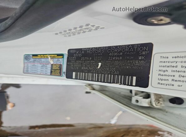 KNALN4D79G5206201 2016 KIA CADENZA White Widok komory silnika