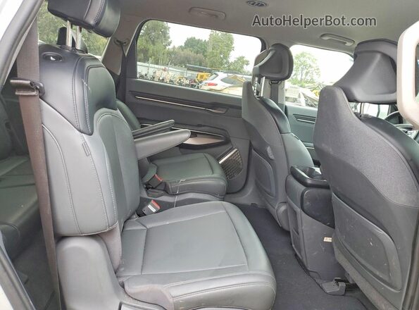 KNDAB5S18R6023375 2024 KIA EV9 Gray Widok wnętrza z tyłu