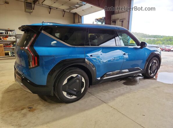 KNDADFS56R6046608 2024 KIA EV9 Blue Trasero derecho