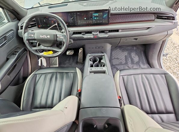 KNDAEFS58R6039950 2024 KIA EV9 Серый Вид панели приборов