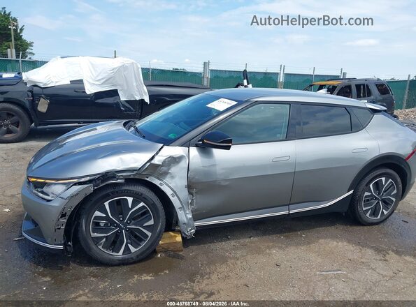 KNDC34LA2N5030854 2022 KIA EV6 Gray სალონის 360-გრადუსიანი ხედი
