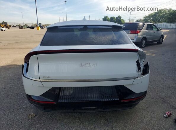 KNDC34LA2R5216125 2024 KIA EV6 White Rear view
