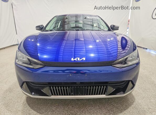 KNDC34LA3P5602808 2023 KIA EV6 Blue წინა ხედი