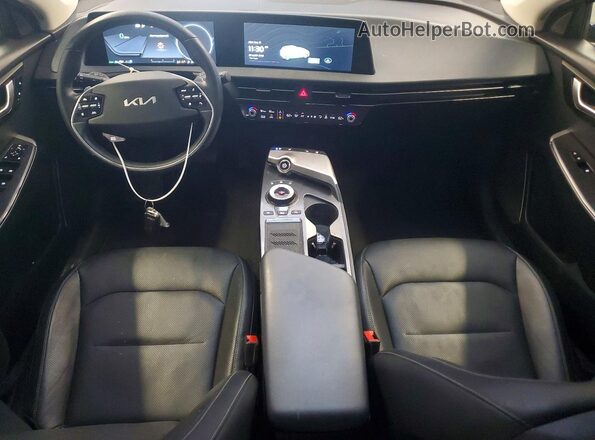 KNDC34LA4P5603322 2023 KIA EV6 Blue Dashboard view