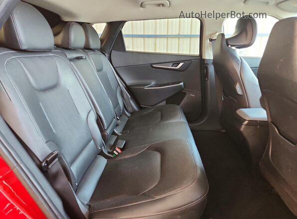 KNDC34LA5P5604396 2023 KIA EV6 Red უკანა სალონის ხედი