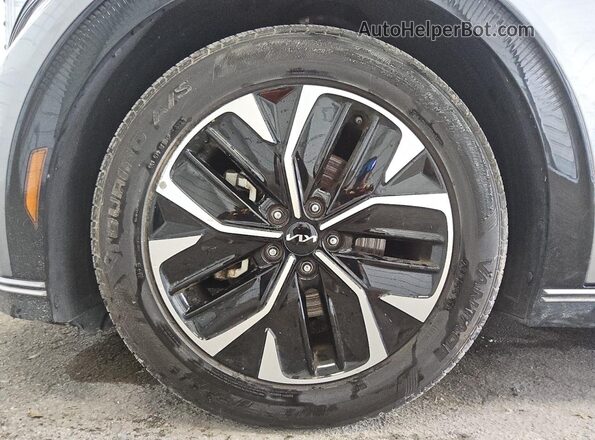 KNDC34LA7P5604643 2023 KIA EV6 Gray 