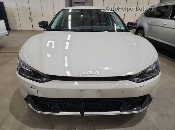 KNDC34LA7P5606358 2023 KIA EV6 Бежевый 