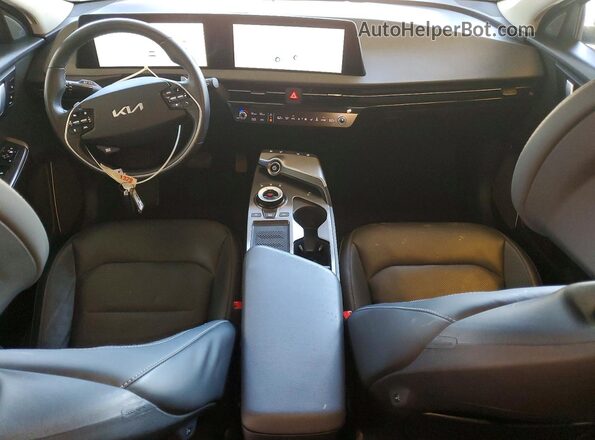 KNDC34LA8P5609897 2023 KIA EV6 Gray წინა პანელის ხედი