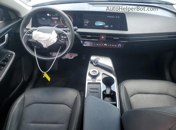 KNDC34LA8R5200446 2024 KIA EV6 Gray Вид панелі приладів