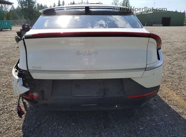 KNDC34LB9R5622458 2024 KIA EV6 White უკანა ხედი