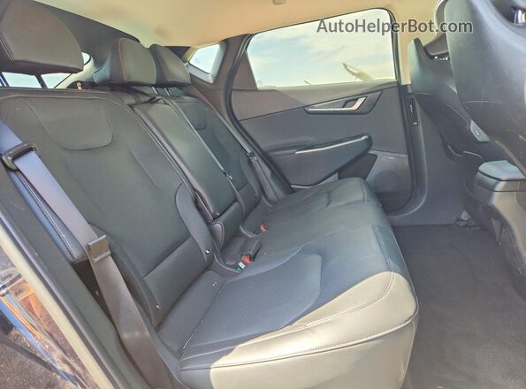 KNDC3DLC1N5087676 2022 KIA EV6 Charcoal Vista de los asientos traseros