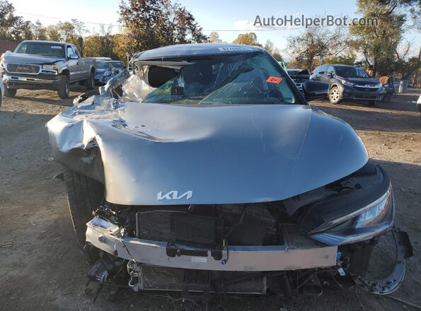 KNDC3DLC2N5042410 2022 KIA EV6 Silver Front view