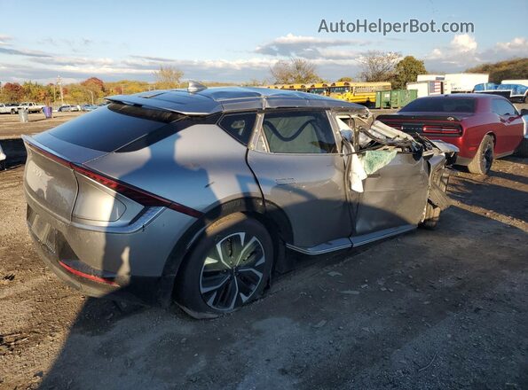 KNDC3DLC2N5042410 2022 KIA EV6 Silver Rear right