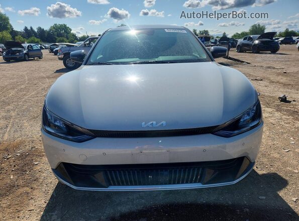 KNDC3DLC5P5106880 2023 KIA EV6 Silver Widok z przodu