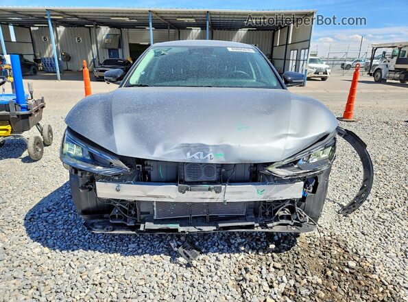 KNDC3DLCXR5215516 2024 KIA EV6 Gray Vista frontal