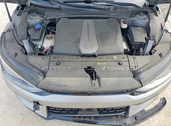 KNDC44LA3N5048535 2022 KIA EV6 Silver უკანა სალონის ხედი